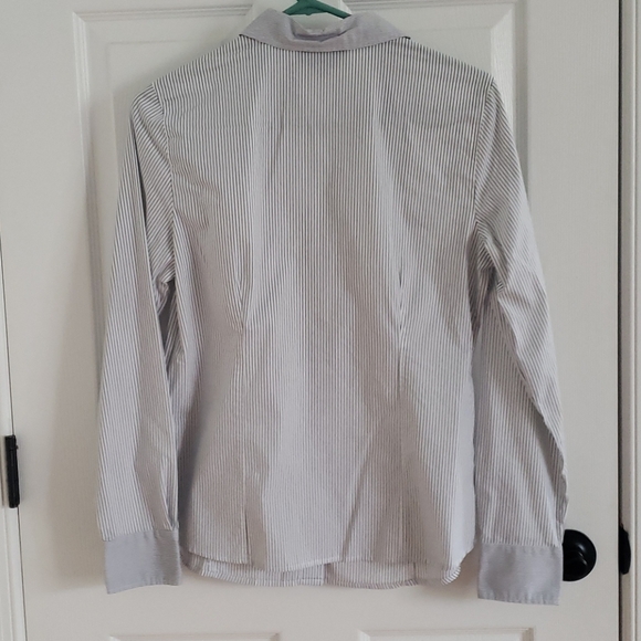 NWOT Attention Button Up Shirt - Picture 3 of 4